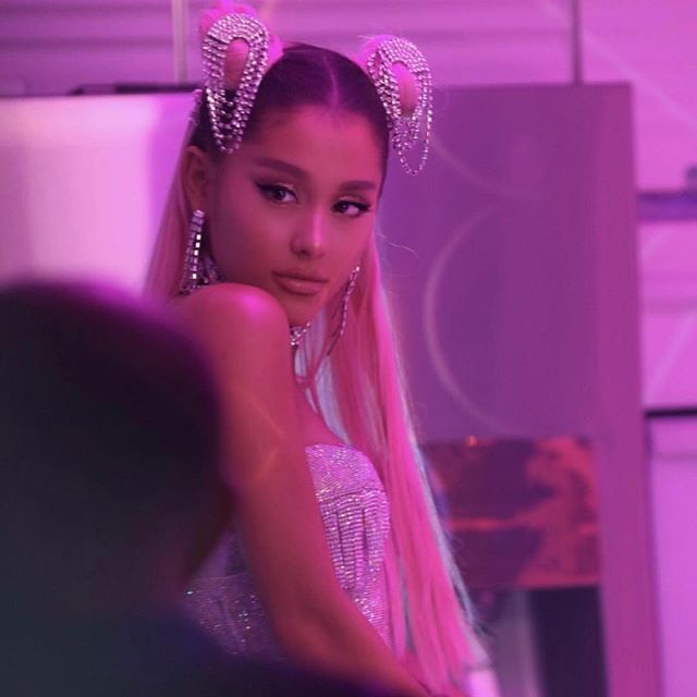 Ariana-Grande-7-Rings- MUSIC INDUSTRY WEEKLY