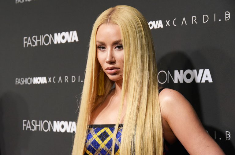 Iggy Azalea - Music Industry Weekly