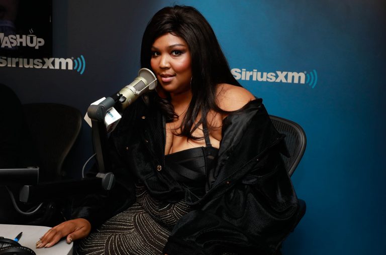 Lizzo Performs Cover Of “Shallow” By Lady Gaga & Bradley Cooper From “A Star Is Born”