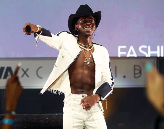 Anderson .Paak Welcomes Lil Nas X To The Stage To Perform “Old Town Road” @ Boston Calling Music Festival lil-nas-x-old-town-road-music-industry-weekly