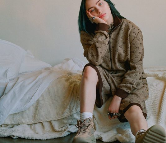Billie Eilish Releases Emotional New Single “everything i wanted” Billie Eilish - Music Industry Weekly