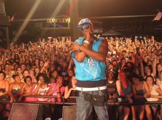 Change that Comes with the name: August Summers’ Club Music Transformation Screenshot_84