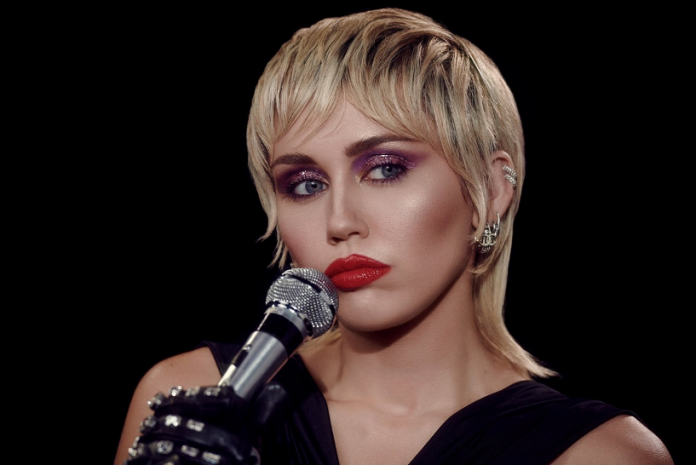 Miley Cyrus - Music Industry Weekly