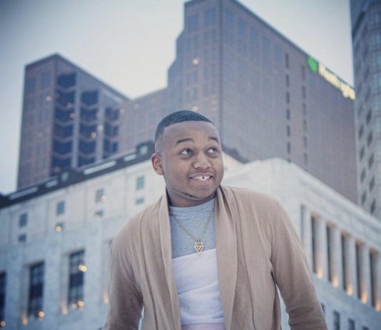 Ayestí Helps Build Individuals Hungry for Growth in the Music Business IMG-4102-66dd09ff