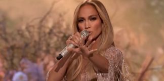 Jennifer Lopez - Music Industry Weekly