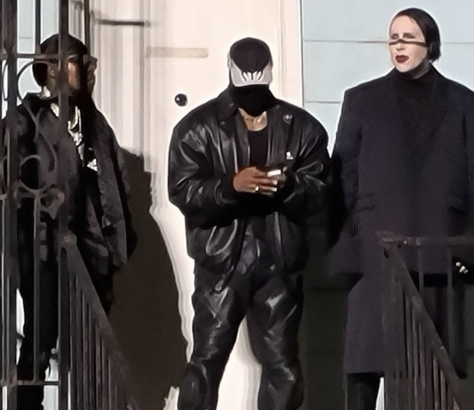 Kanye West - Universal - Music Industry Weekly