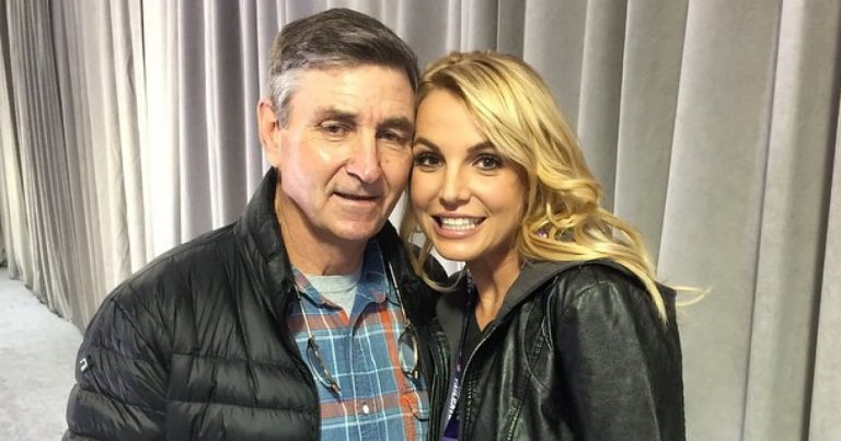 Britney Spears & Dad - Music Industry Weekly