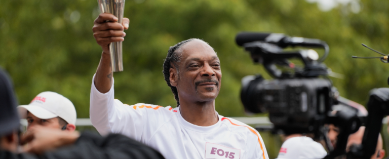 Snoop Dogg Blazes a Trail: A Hip-Hop Legend’s Olympic Moment