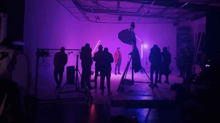 Alt Text: Iconic music videos from MTV and TikTok, representing the evolution of the medium.